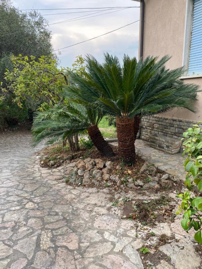 Appartement Il Giardino Delle Cycas à Romito Magra Extérieur photo