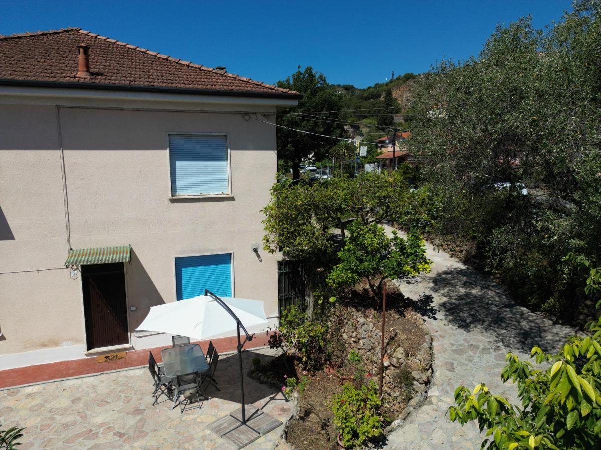 Appartement Il Giardino Delle Cycas à Romito Magra Extérieur photo