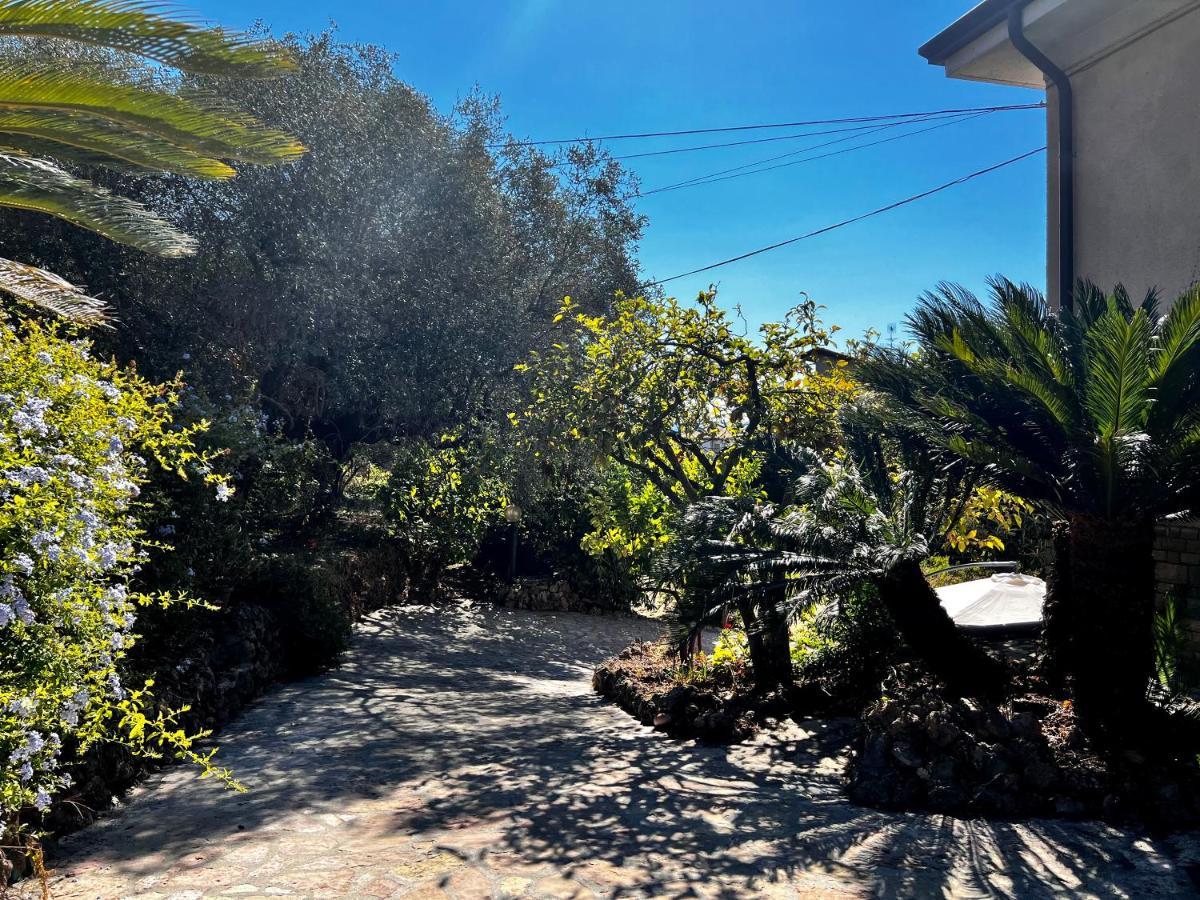 Appartement Il Giardino Delle Cycas à Romito Magra Extérieur photo